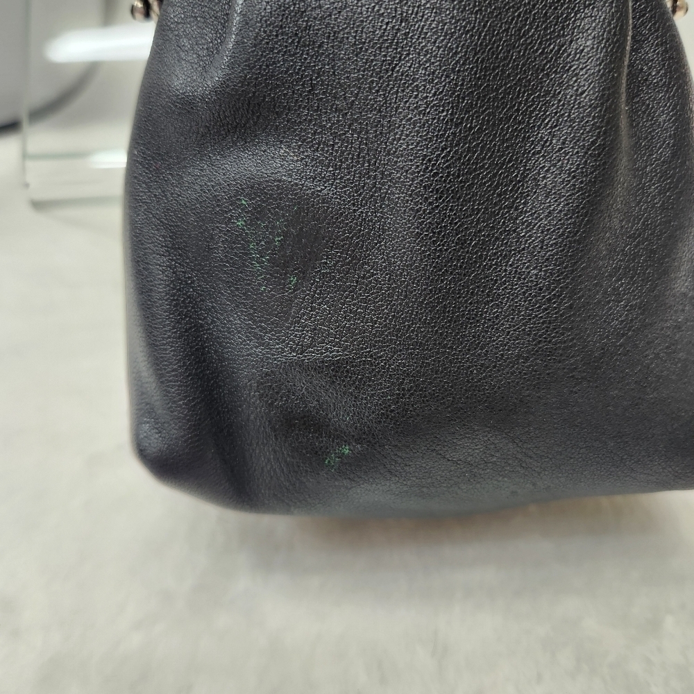 VTG One World By Brighton Black Leather Crossbody Bag with Silver Clasp. - Picture 13 of 14